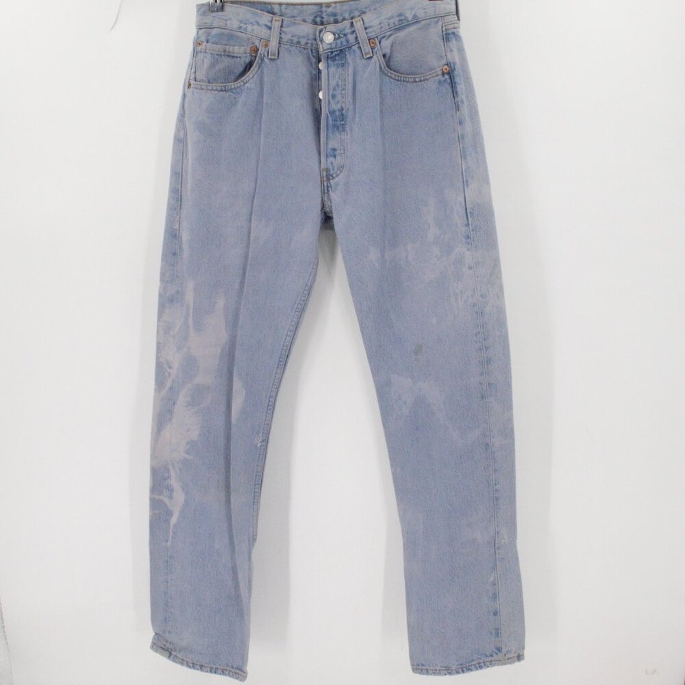 Vintage Levis 501 jeans Mens 30 L31 button fly USA made cotton light blue 0193